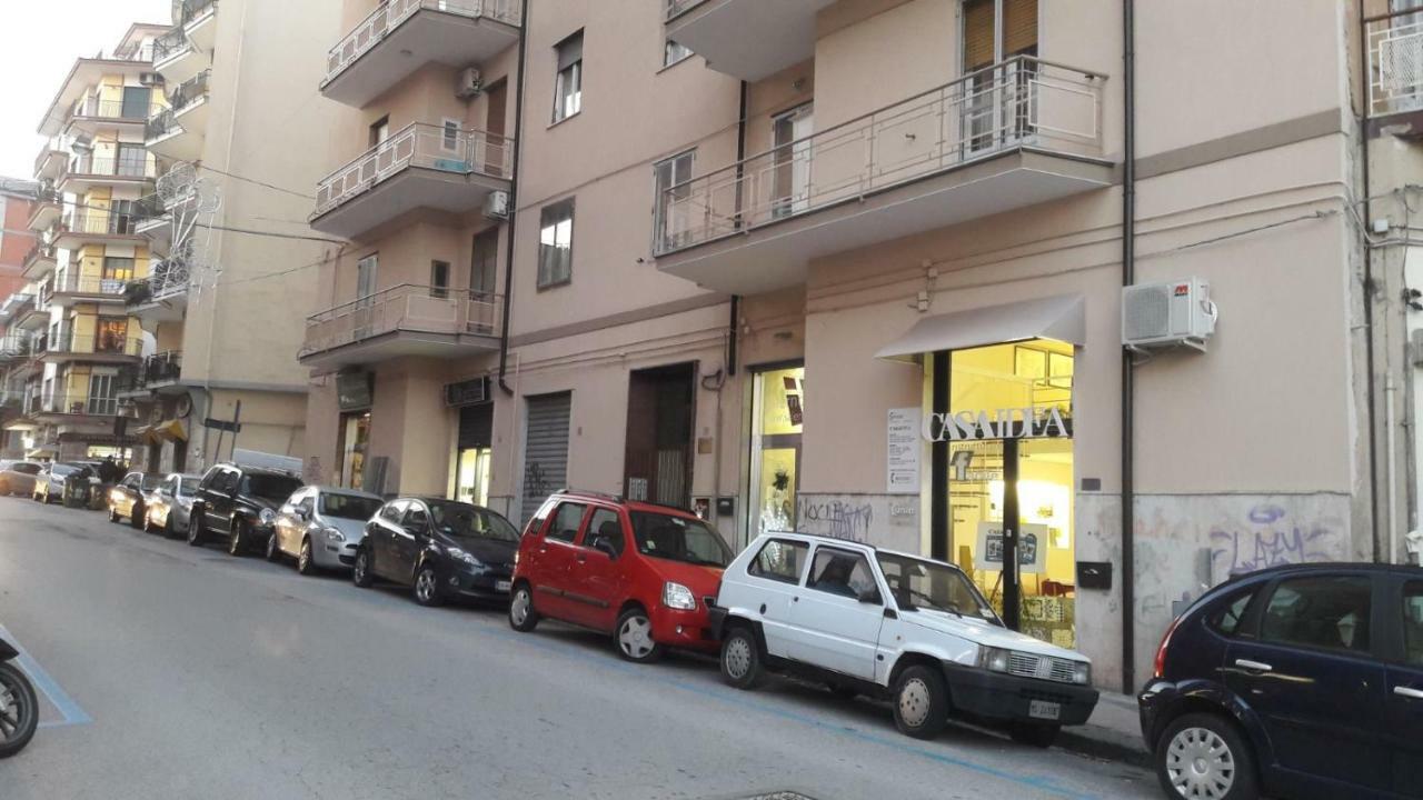 Bed and Breakfast Ad Maiora Salerno Zewnętrze zdjęcie